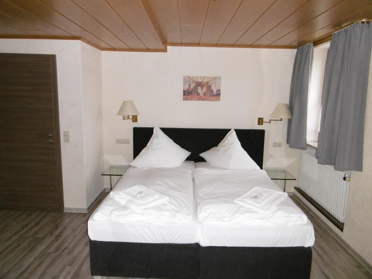 Gaestepension Zum Stern Buhlertann Екстер'єр фото